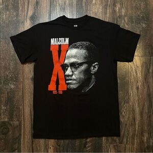 Malcolm X short sleeve black t-shirt size Medium